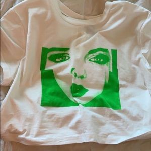 super cute baby tee🤍
